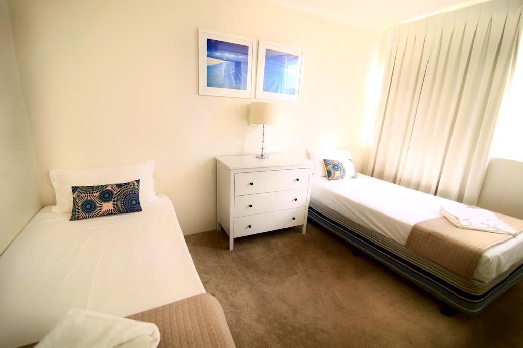 กรอสเวนอร์บีชฟร้อนท์อพาร์ทเม้น Aparthotel โกลด์โคสต์ ภายนอก รูปภาพ