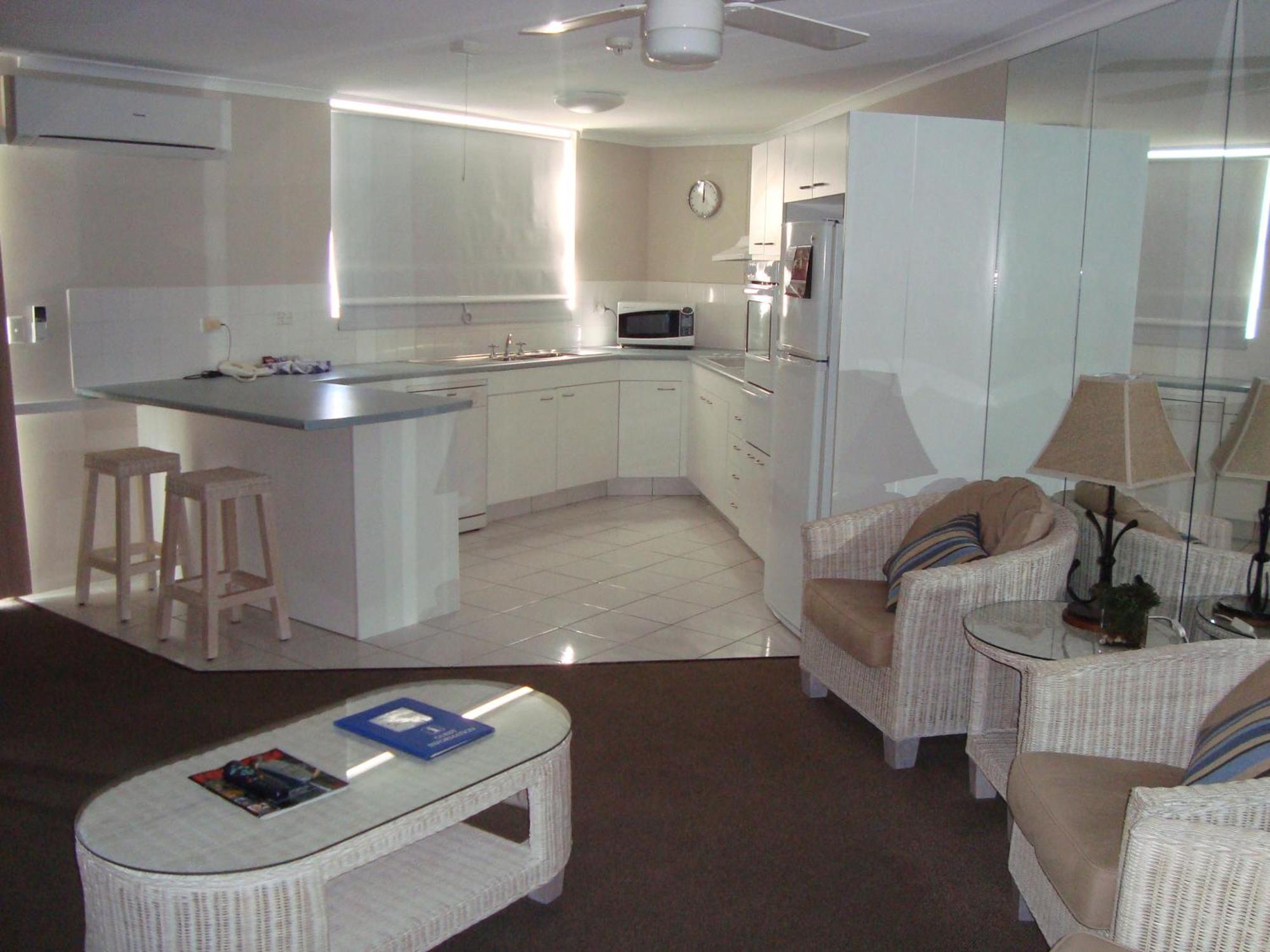 กรอสเวนอร์บีชฟร้อนท์อพาร์ทเม้น Aparthotel โกลด์โคสต์ ภายนอก รูปภาพ